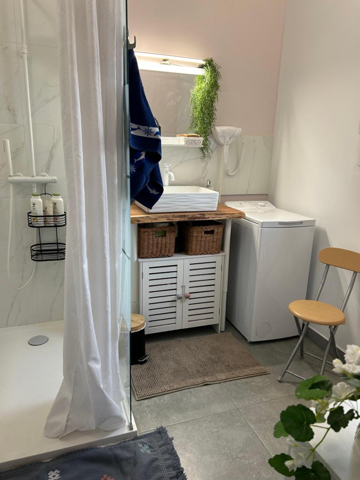 Bord De Mer1 Lit Double 1 Lit Simple Appartement *